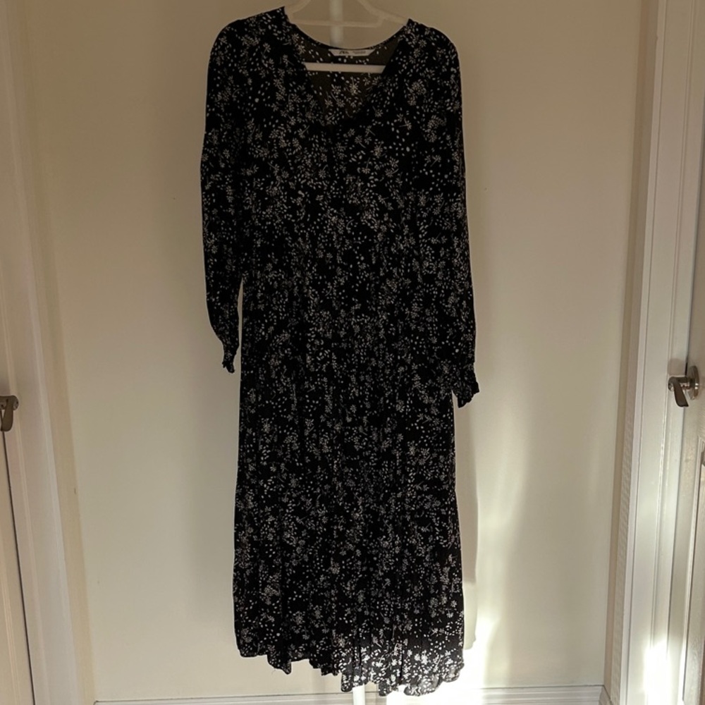 Zara Black Floral Long Sleeve Midi Dress